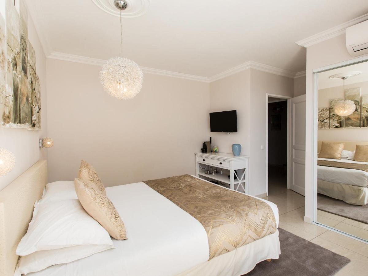 Les Chambres D'Hotes De Mougins Esterno foto